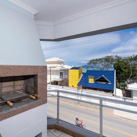Apartamento Com Vista Mar A 30 Metros Da Praia Bombinhas Eksteriør billede